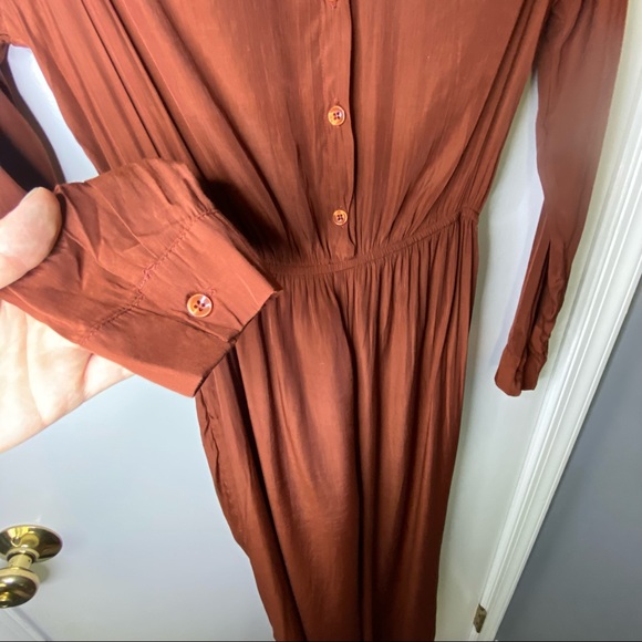 Button Front Belted Wide Leg Shirt Jumpsuit - Picture 11 of 11